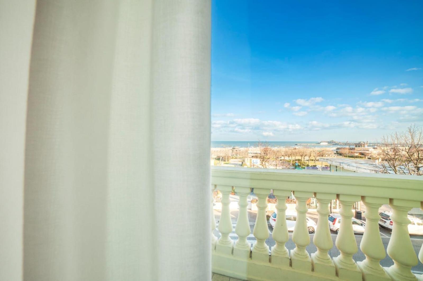 Hotel Nuovo Belvedere Rimini Dış mekan fotoğraf